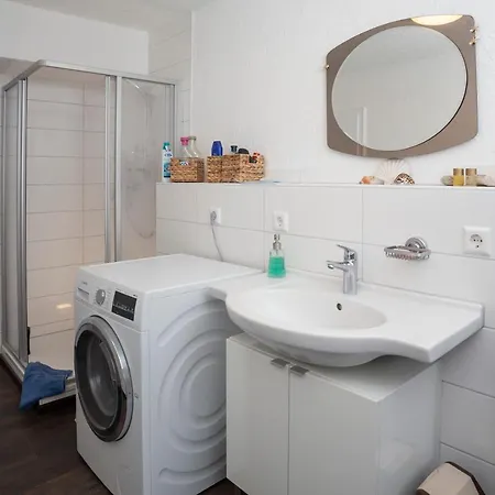 Apartment Alt